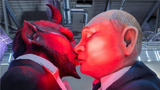 Kremlchef Putin stellt Weichen für Präsidentschaftswahl Im März 2024 ist Präsidentenwahl in Russland - Wladimir Putin bereitet sich schon jetzt darauf vor.