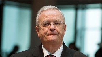 Im milliardenschweren Investorenprozess vor dem Oberlandesgericht Braunschweig soll Ex-VW-Chef Martin Winterkorn am 14. und 15. Februar als Zeuge gehört werden.