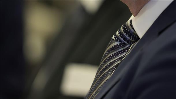 Deutschland bei Wettbewerbsfähigkeit in der Schlussgruppe Im Vergleich aller 21 betrachteten Standorte bietet Deutschland laut einer Studie nur für den Bereich Finanzierung noch erstklassige Standortbedingungen.
