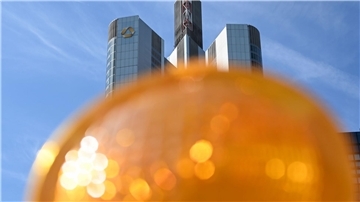 Im Visier der Italiener: Deutschlands zweitgrößte Privatkundenbank. (Archivbild)