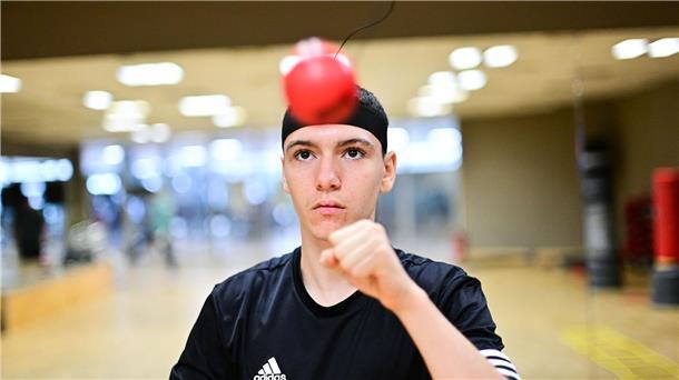 Wie ein 15-Jähriger der beste Boxer der Welt werden will Immer voll konzentriert: Boxer Arminius Rolle.