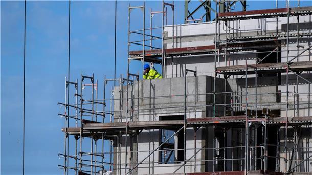 Neugeschäft mit Baufinanzierungen bricht weiter ein Immer weniger Menschen können es sich leisten, Immobilien zu kaufen.