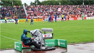 Impressionen vom letzten DFB-Pokal-Spiel im Nordseestadion: 2017 spielte der LTS Bremerhaven gegen den 1. FC Köln.