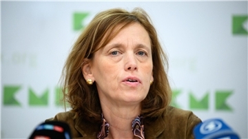 In der Diskussion über die Festlegung sicherer Herkunftsländer hat sich Karin Prien zur Positionierung von Aminata Touré geäußert.
