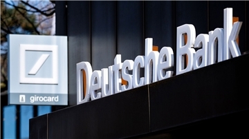 In der Finanzbranche gibt es zahlreiche Bemühungen um mehr Klimaschutz - auch die Deutsche Bank will nachhaltiger arbeiten.