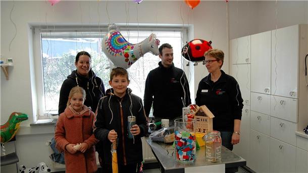 Sonnenschein und Schneegestöber begleiten Gewerbeschau in Heeslingen In der Tierärztlichen Gemeinschaftspraxis wurde der Behandlungsraum zum Spielzimmer