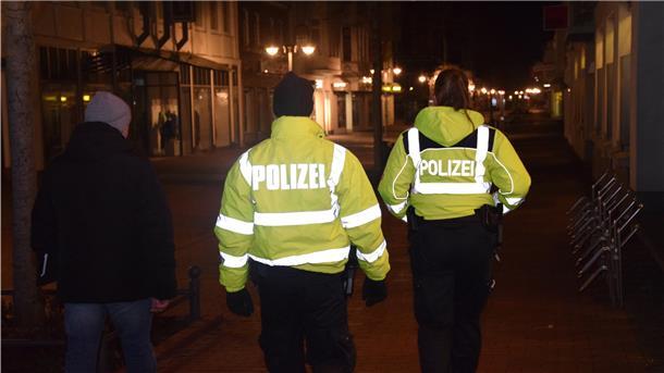 In der Wesermarsch gilt ab Mittwoch eine nächtliche Ausgangssperre – außer in Butjadingen und Ovelgönne.