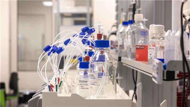 Deutschland fällt bei Innovationskraft zurück In Deutschland ist der Anteil für Bildungsausgaben am BIP kleiner als in vielen anderen Ländern.(Archivbild)