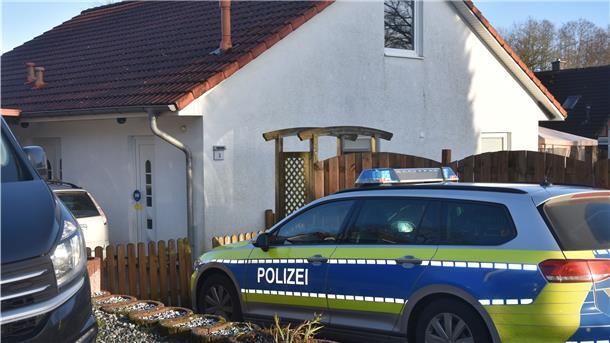 In diesem Haus in Kirchtimke spielte sich Dienstagmorgen eine Tragödie ab. Ein 57-Jähriger hat laut Polizei seine Ehefrau getötet.
