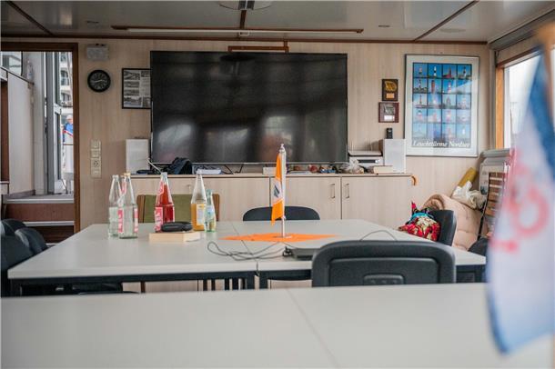 Maritime Tage Bremerhaven: So wohnt man unter Deck der schönsten Schiffe (Fotos) In diesem Unterrichtsraum auf der „Kapitän Kruse“: Das Schiff wird als berufsbildende Schule für die gewerbliche Kapitänsausbildung in der Binnenschifffahrt genutzt.
