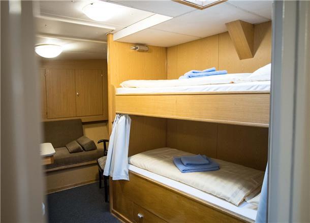 Maritime Tage Bremerhaven: So wohnt man unter Deck der schönsten Schiffe (Fotos) In diesen Schlafkojen schläft die Mannschaft auf der Dampfeisbrecher „Wal“.