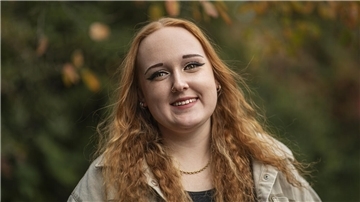 In dieser jungen Frau steckt eine Power-Stimme: Celina Lücke macht bei „The Voice of Germany“ mit.