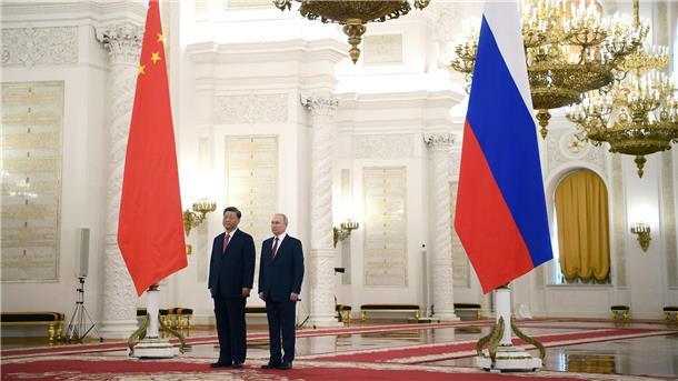In einer gemeinsamen Erklärung sprechen sich Xi und Putin gegen eine Vorherrschaft der USA und für eine multipolare Weltordnung aus.