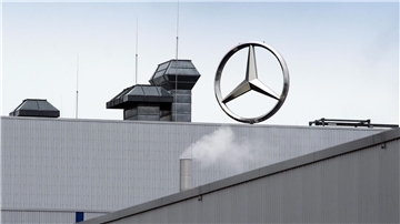 In Ludwigsfelde stellen rund 2.000 Beschäftigte Sprinter mit offenen Baumustern her. (Archivbild)