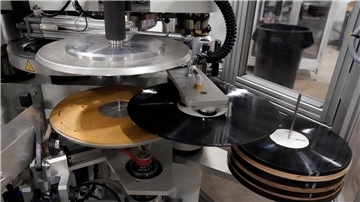 In Nashville werden Vinyl-Schallplatten hergestellt.