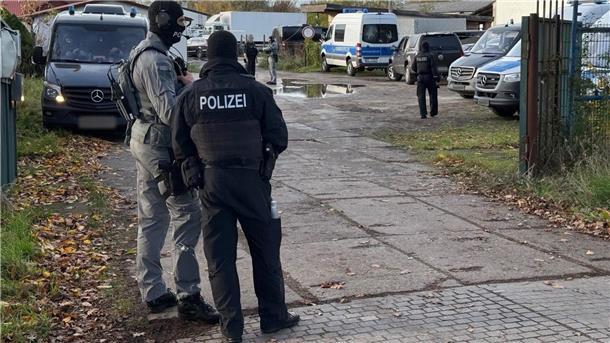 Drogenlabor ausgehebelt - Haftantrag gegen zwei Männer In Nauen wurde ein riesiges Drogenlabor ausgehoben.