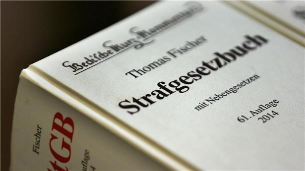 Straftaten: Warum Kinder nicht vor Gericht gestellt werden In Paragraf 19 StGB ist geregelt, dass schuldunfähig ist, wer bei Begehung der Tat noch nicht vierzehn Jahre alt ist.