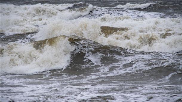 Warnungen vor Sturmböen im Norden In weiten Teilen der Küstenregionen von Schleswig-Holstein und Mecklenburg-Vorpommern werden am Donnerstag Sturmböen erwartet. (Symbolbild)