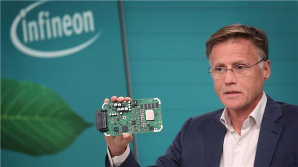 Infineon erwartet etwas langsameres Wachstum Infineon-Chef Jochen Hanebeck bei der Vorstellung der Geschäftszahlen in München.