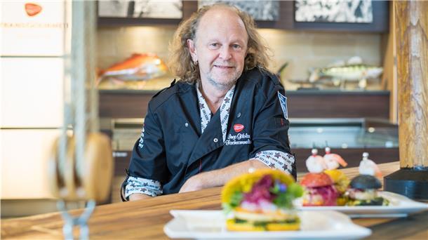 Der den Fisch wieder „sexy“ macht Ingo Gäbler ist ausgebildeter Fischsommelier im Unternehmen.