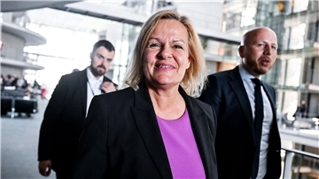 Innenministerin Nancy Faeser ließ ein umstrittenes Wahlvideo löschen.