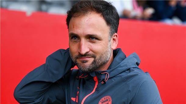 FC Bayern mit Barcala auf Titeljagd: „Keine Ausreden“ Internationale Erfahrung, aber noch nie in der Bundesliga: Bayern-Coach José Barcala. (Archivbild)