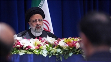 Irans Präsident Ebrahim Raisi auf einer Pressekonferenz im Rahmen seines Besuchs bei der UN-Generalversammlung in New York.
