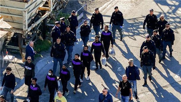 Meloni kommt mit Albanien-Plan nicht voran Italien muss nun doch sieben Mittelmeer-Flüchtlinge aufnehmen. (Foto: Archiv)