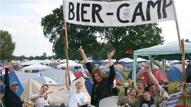Jahr für Jahr schreibt das Festival Geschichten – und diese Bilder fangen sie ein. 