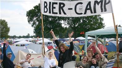 Jahr für Jahr schreibt das Festival Geschichten – und diese Bilder fangen sie ein. 