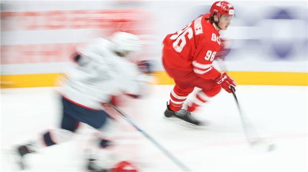 Pinguins-Neuzugang Jake Virtanen in Aktion.