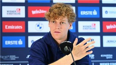 Jannik Sinner muss sich Kritik wegen seines Startverzichts beim Davis Cup Final gefallen lassen.