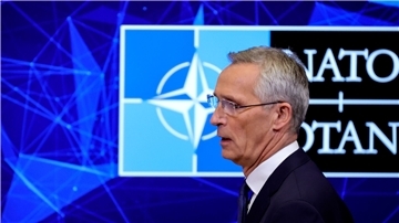 „Je länger sich dieser Krieg hinzieht, desto wichtiger ist es, dass wir dann auch in der Lage sind, Vorräte wieder aufzufüllen“, sagt Nato-Generalsekretär Stoltenberg.