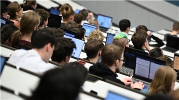 Jeder zehnte Abschluss entfiel auf das Lehramt. (Archivbild)