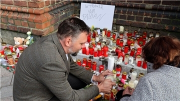 Jens-Peter Schulz, Pastor der Ev.-Luth. Pfarrgemeinde Güstrow, ist es ein Trost, dass die Menschen in Güstrow mit ihrer Trauer und Anteilnahme zusammenkommen.