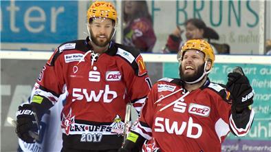 Was wurde eigentlich aus ehemaligen Topspielern der Fischtown Pinguins? Jeremy Welsh und Jack Combs waren gemeinsam mit Rob Bordson das überragende Trio bei der DEL-Premierensaison der Pinguins und sammelten 124 Scorerpunkte.