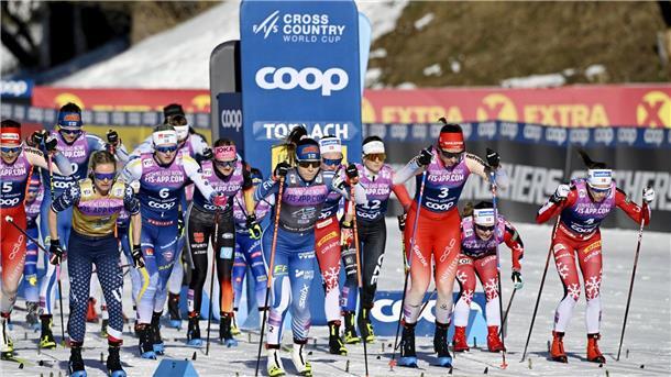 Tour de Ski: Deutsche Athleten laufen erneut hinterher Jessica Diggins (vorn links), hier beim Start, gewann bereits die zweite Etappe der Tour de Ski.