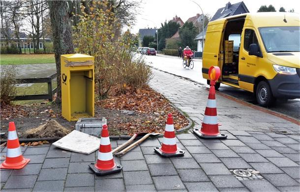 Nach Sprengung: Leherheide bekommt endlich neuen Briefkasten Der zerstörte, von Silvesterböllern gesprengte Standbriefkasten in Bremerhaven-Leherheide wird von der Post doch noch ersetzt.