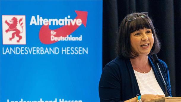 Joana Cotar hält in der AfD „die Opportunisten, die für Mandate ihre Überzeugungen aufgeben, sich kaufen lassen und morgen das Gegenteil dessen vertreten, für das sie heute noch stehen“ für problematisch, wie sie sagt.