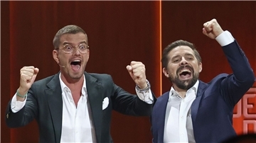 Joko (l) und Klaas melden sich zurück.