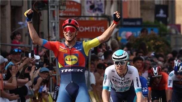 Dauphiné: Tagessieg und Gelbes Trikot für Sprinter Milan Jonathan Milan gewann die zweite Dauphiné-Etappe im Sprint.