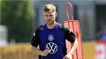 Joshua Kimmich gehört bald zu den DFB-Spielern mit mindestens 100 Einsätzen. 