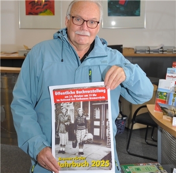 Jürgen Bösch, Sprecher der Bremervörder KuH-Arbeitsgruppe Stadtgeschichte, freut sich auf den neuen Jahrbuch-Band und lädt alle Interessierten zur Buchvorstellung in den Ratssaal ein.