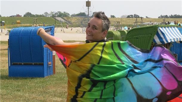 Jugenddiakonin Sandra Bohlken war auf dem Tauffest als geflügeltes Wesen unterwegs.