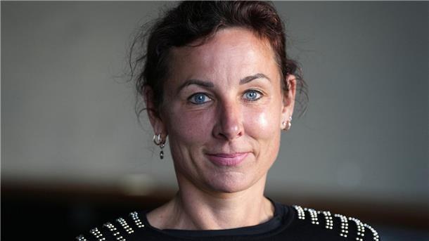 Juli Zeh: Schulsystem geht vor die Hunde Juli Zeh ist Schriftstellerin und Richterin am Brandenburger Verfassungsgericht.