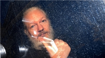 Julian Assange war mit Vivienne Westwood befreundet.
