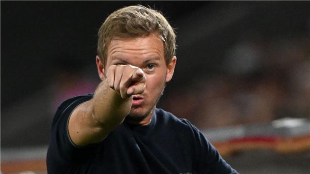 Applaus und Pfiffe: Nagelsmann und die „Hyänen im Busch“ Julian Nagelsmann weist den weiteren Weg.