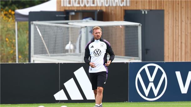 Frühstarter Nagelsmann: DFB-Team wieder in Herzogenaurach Julian Nagelsmann wird die Nationalspieler in Herzogenaurach auf die Nations-League-Endrunde vorbereiten.