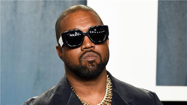 George Floyds Familie kündigt Klage gegen Kanye West an Kanye West droht eine millionenschwere Klage.