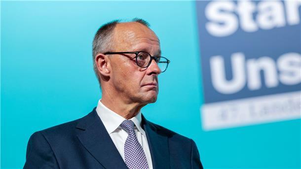 Nächste Nullrunde beim Bürgergeld - Merz pocht auf Reformen Kanzler Merz pocht auf einschneidende Sozialreformen. (Archivbild)